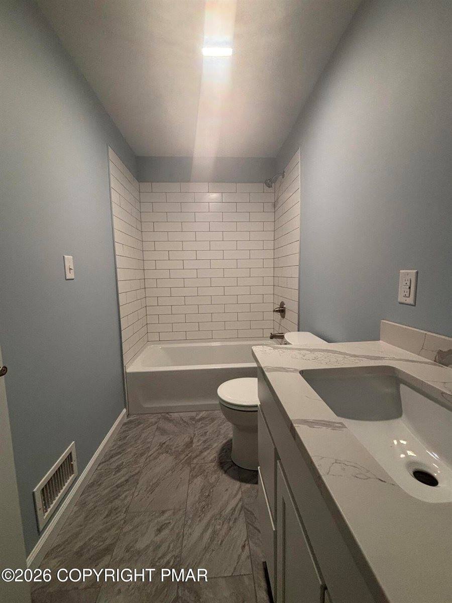 153 Morris Road, East Stroudsburg, PA 18302