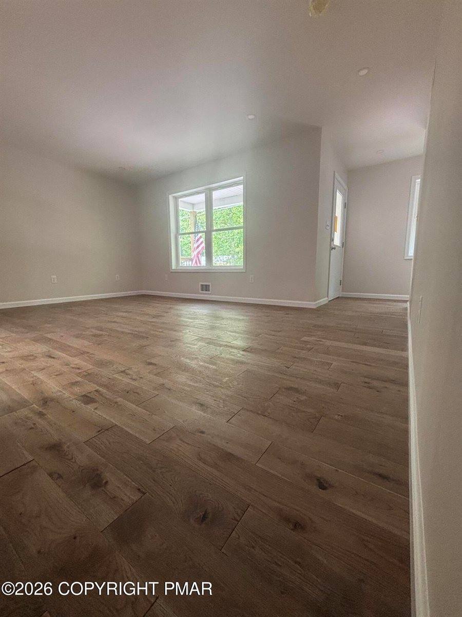 153 Morris Road, East Stroudsburg, PA 18302