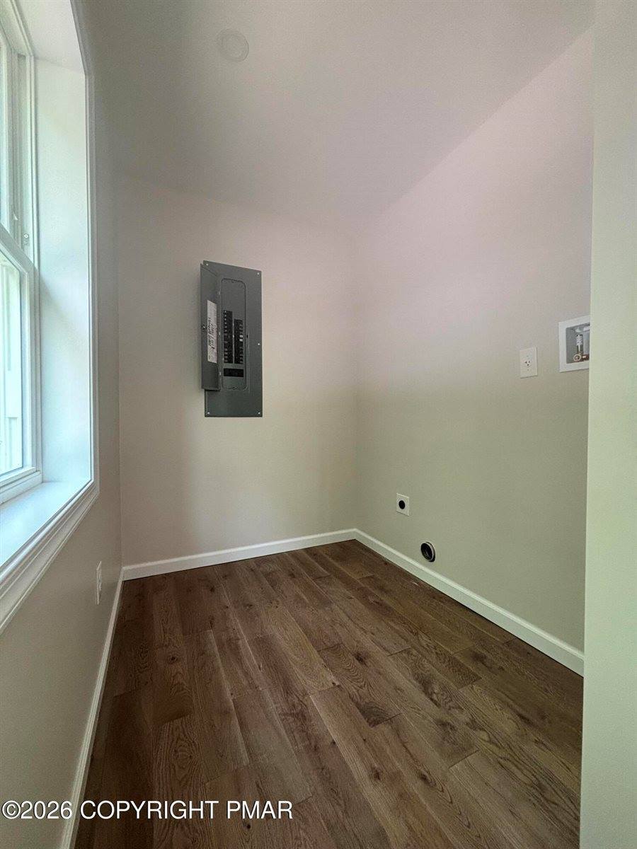 153 Morris Road, East Stroudsburg, PA 18302