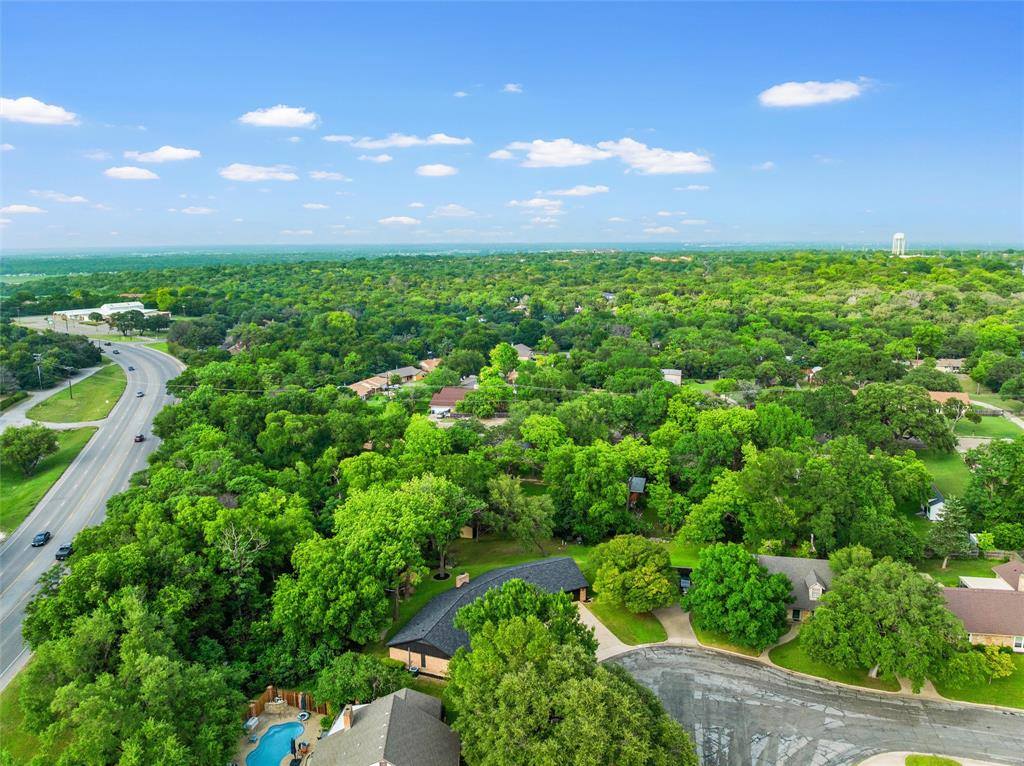 3241 Village Park Drive, Waco, TX 76708