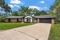 3241 Village Park Drive, Waco, TX 76708