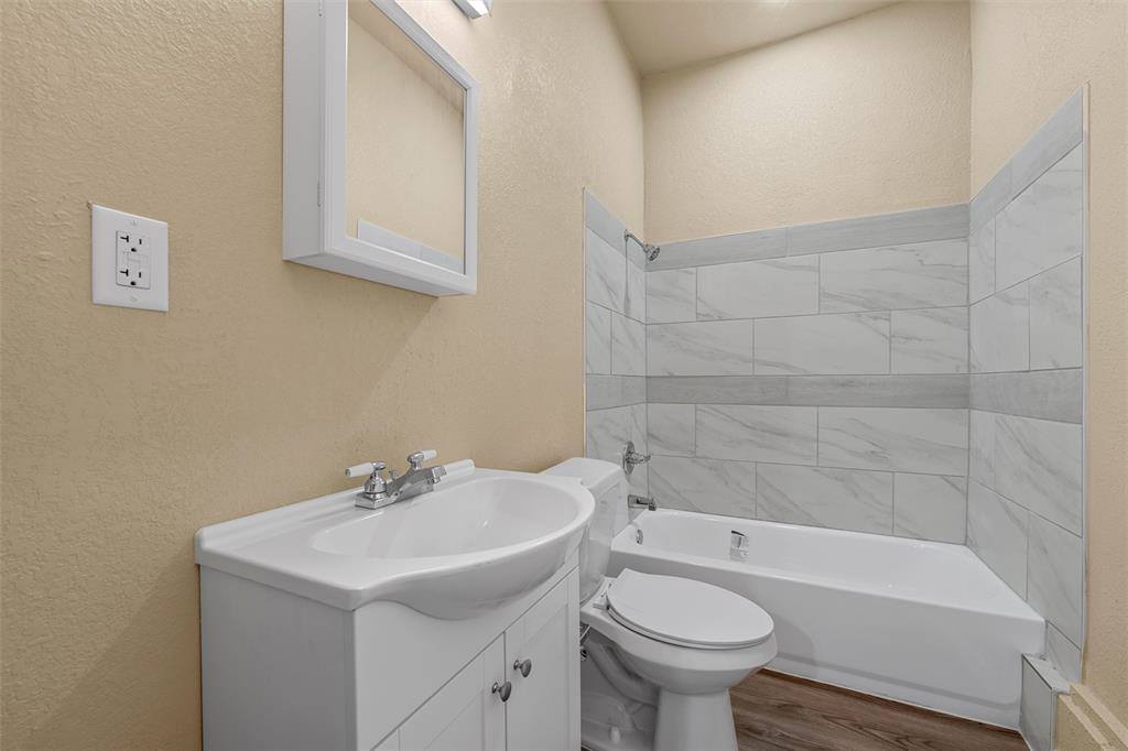 3904 North 21st A Street, Waco, TX 76708
