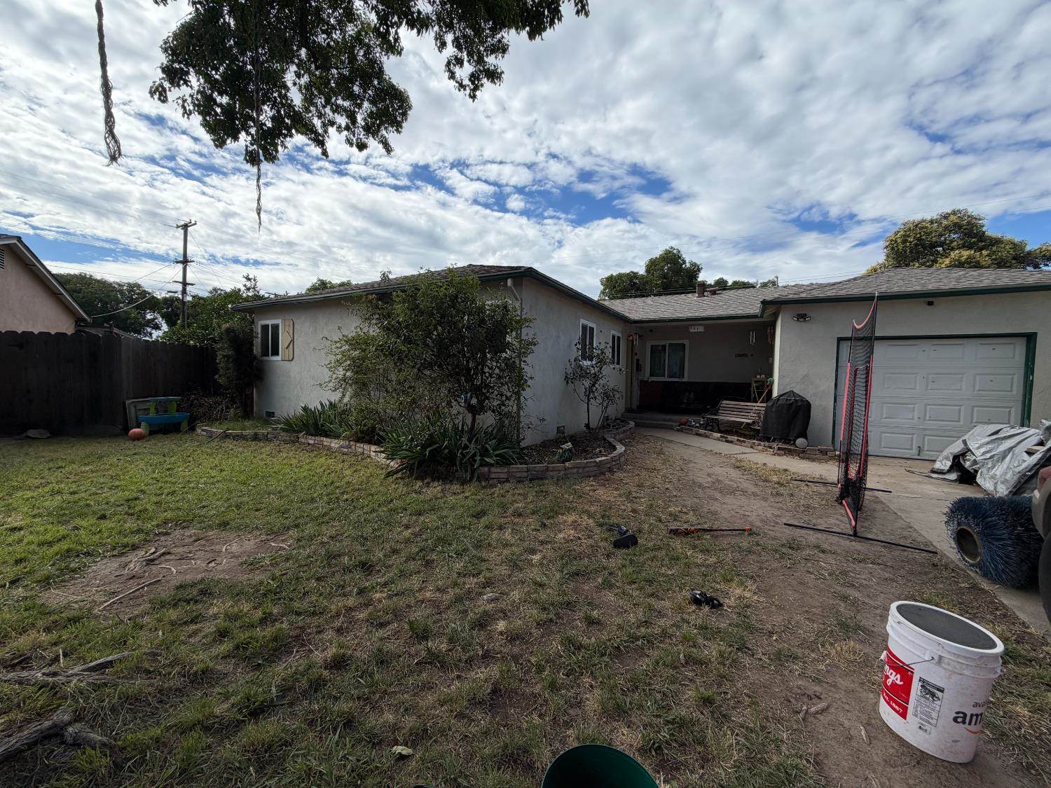 1917 Dartmouth Court, Modesto, CA 95350