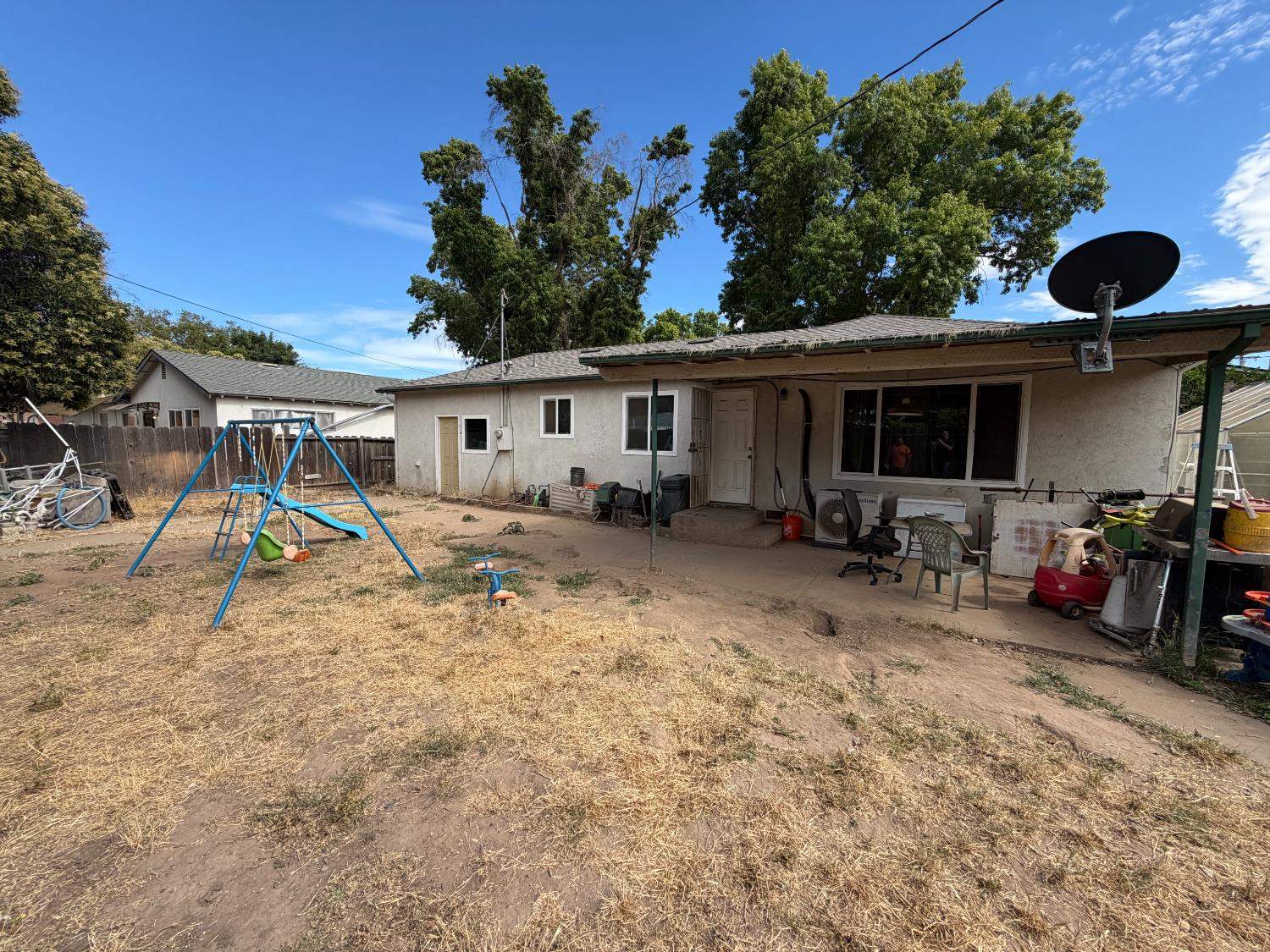 1917 Dartmouth Court, Modesto, CA 95350