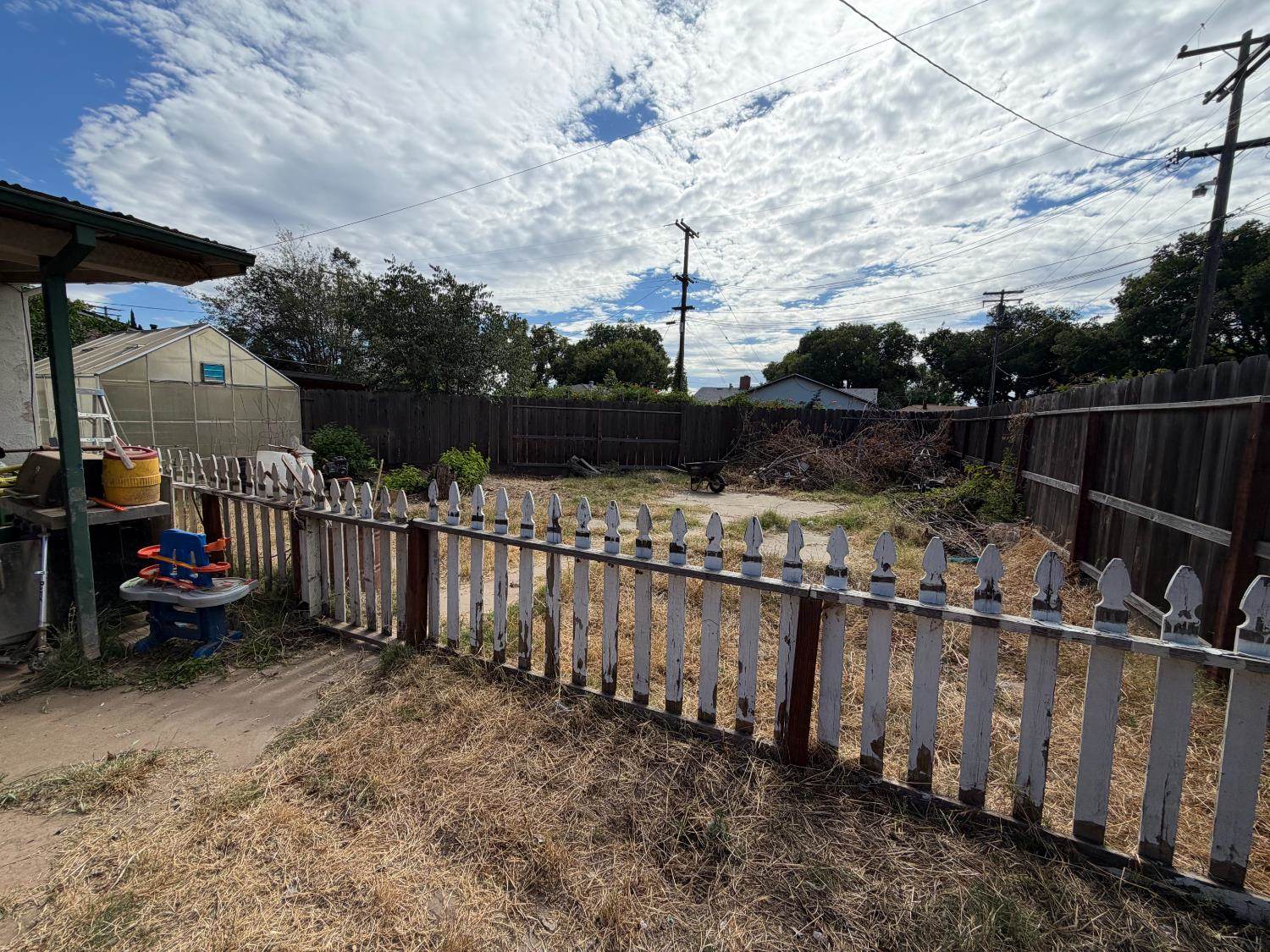 1917 Dartmouth Court, Modesto, CA 95350