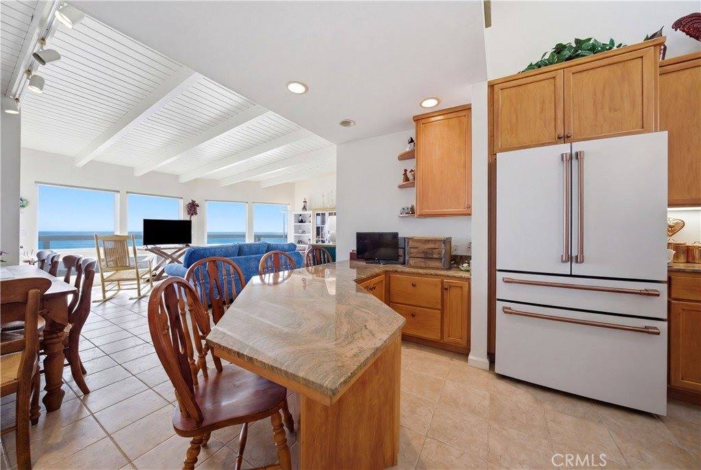 2059 Sherwood Dr Drive, Cambria, CA 93428