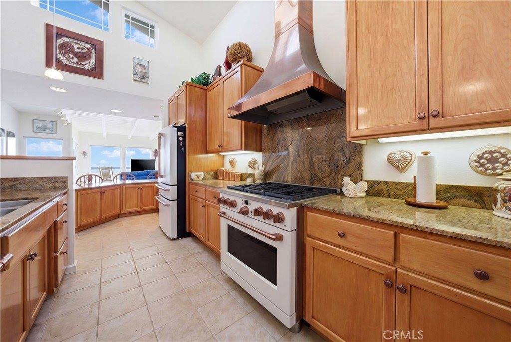 2059 Sherwood Dr Drive, Cambria, CA 93428