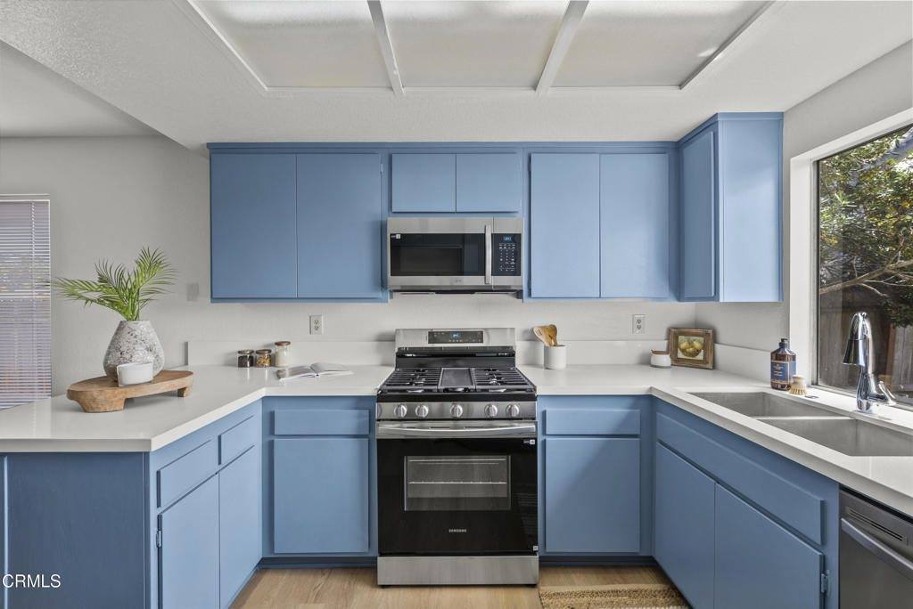 1431 Kelp Street, Oxnard, CA 93035