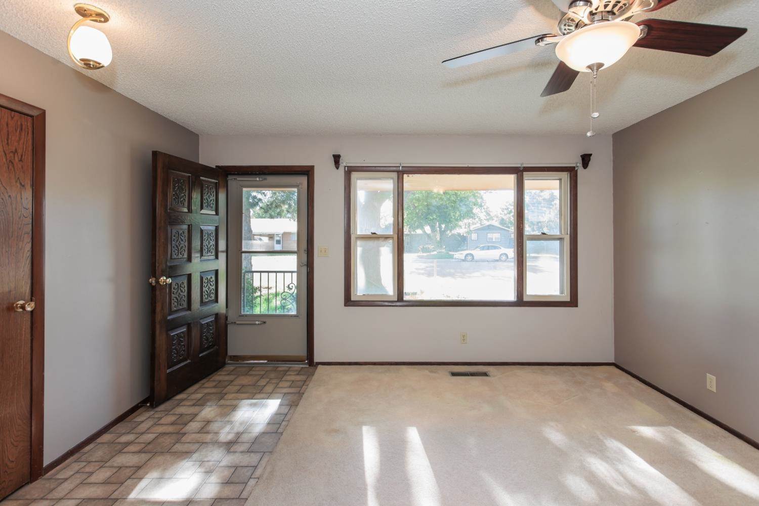 109 South Maxwell, Ulysses, KS 67880