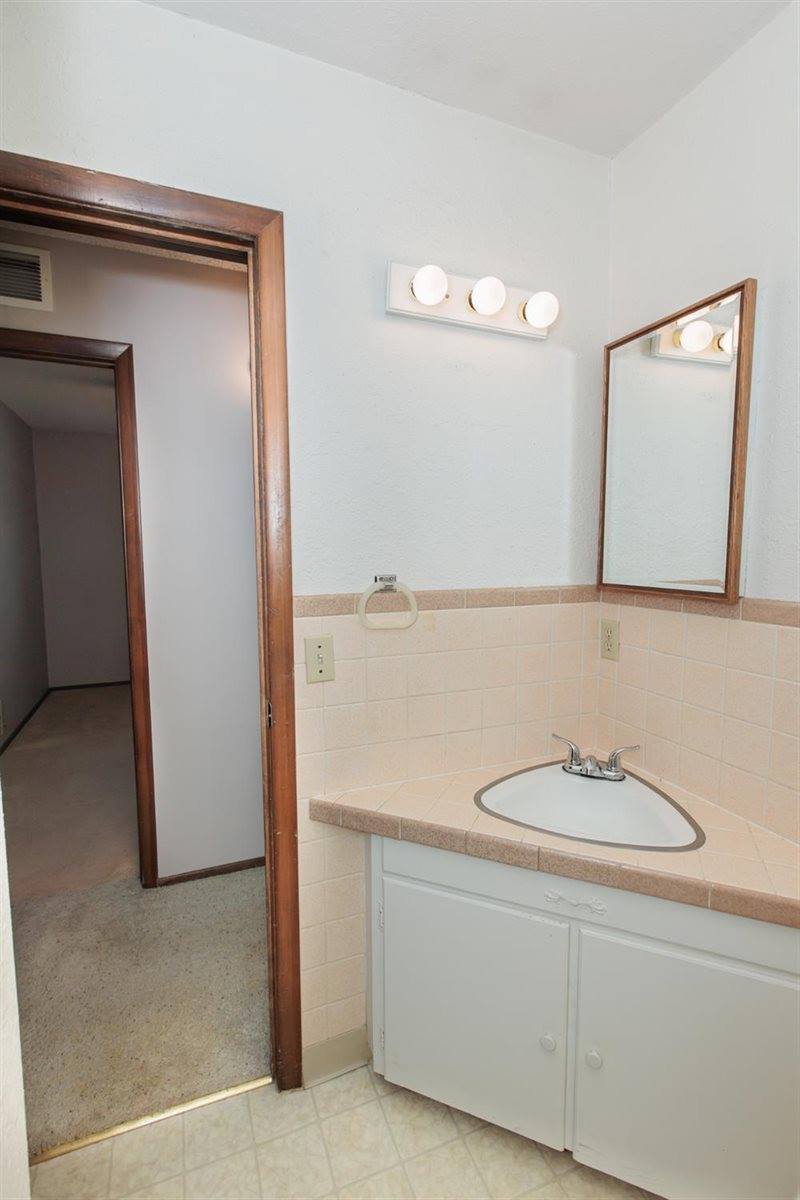 109 South Maxwell, Ulysses, KS 67880