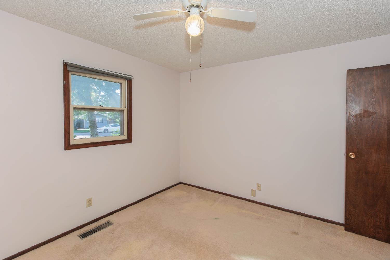 109 South Maxwell, Ulysses, KS 67880