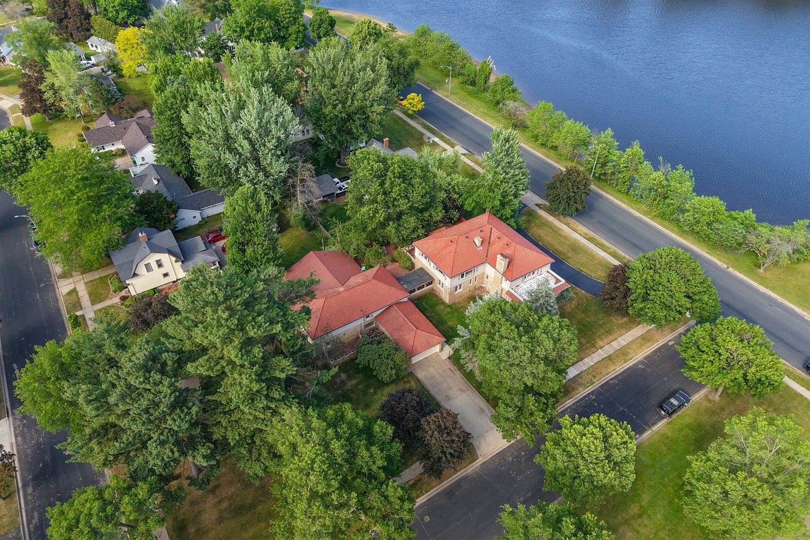 311 Wisconsin River Drive, Port Edwards, WI 54469