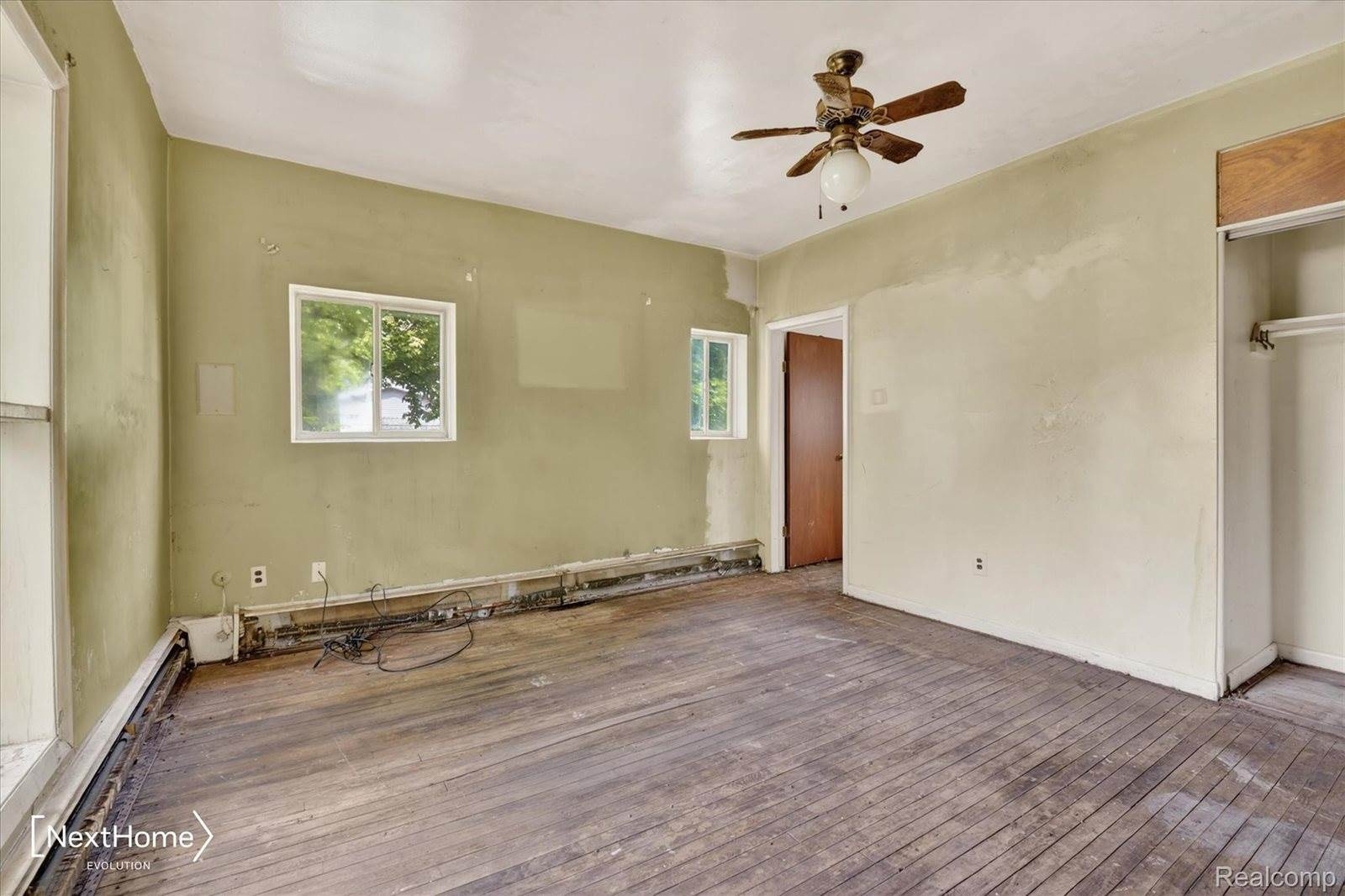 783 East Huron River Drive, VanBurenCharterTownship_Wayne, MI 48111