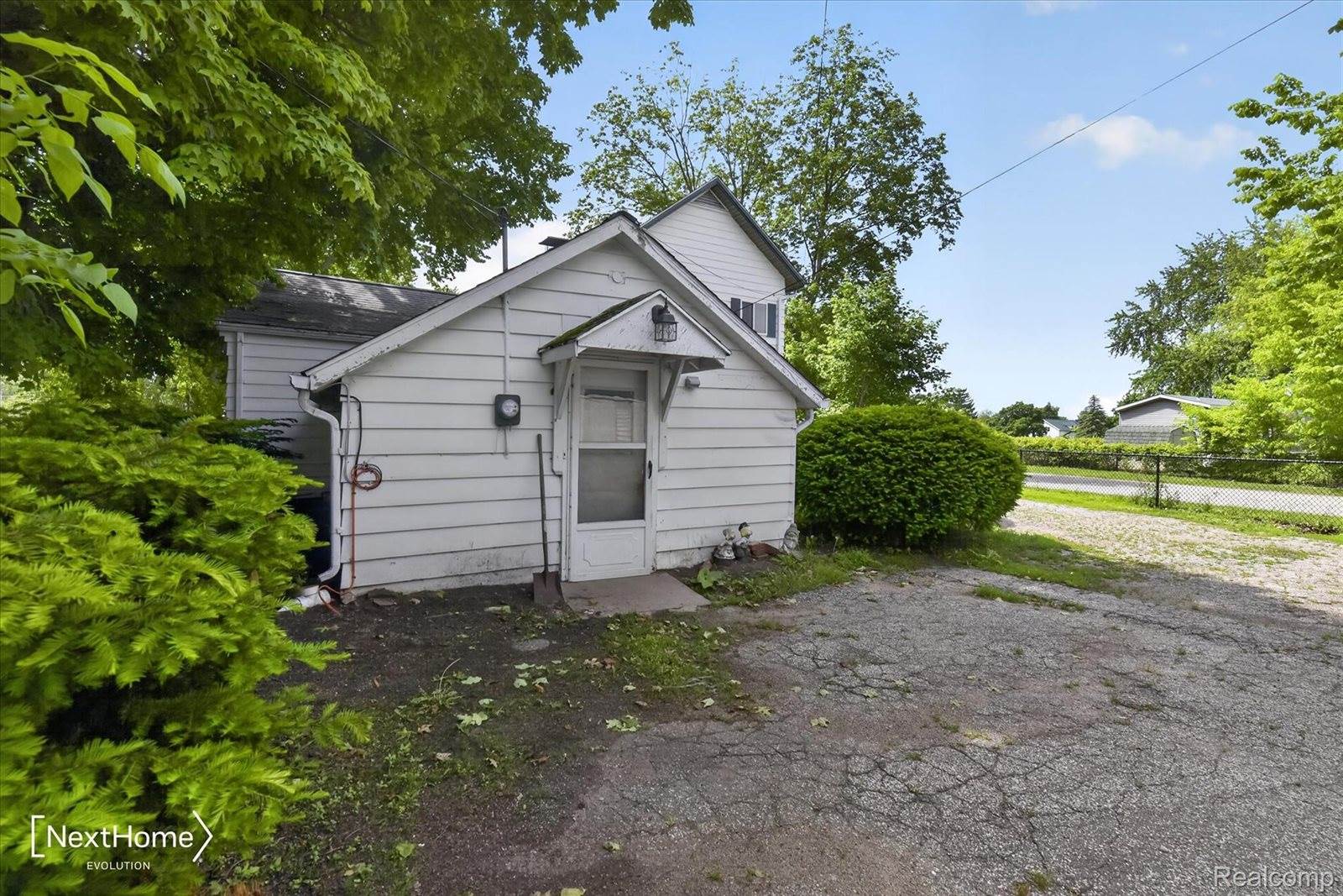 783 East Huron River Drive, VanBurenCharterTownship_Wayne, MI 48111