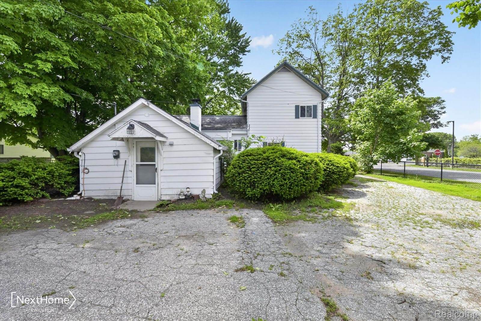 783 East Huron River Drive, VanBurenCharterTownship_Wayne, MI 48111