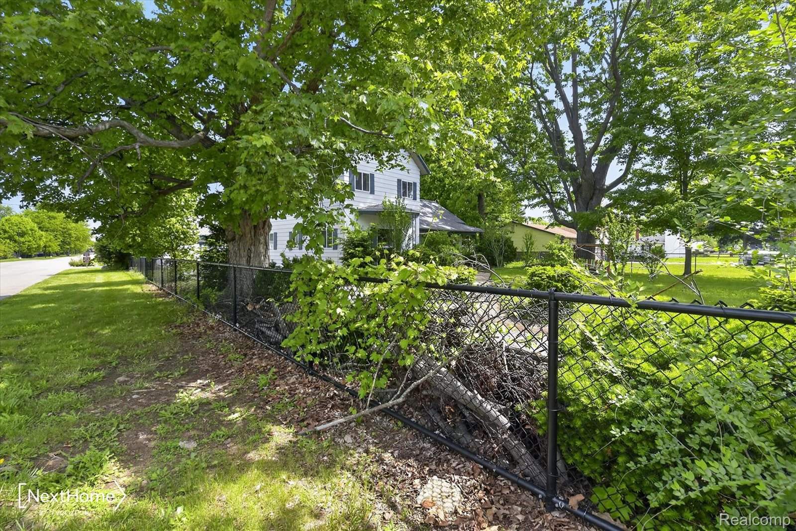 783 East Huron River Drive, VanBurenCharterTownship_Wayne, MI 48111