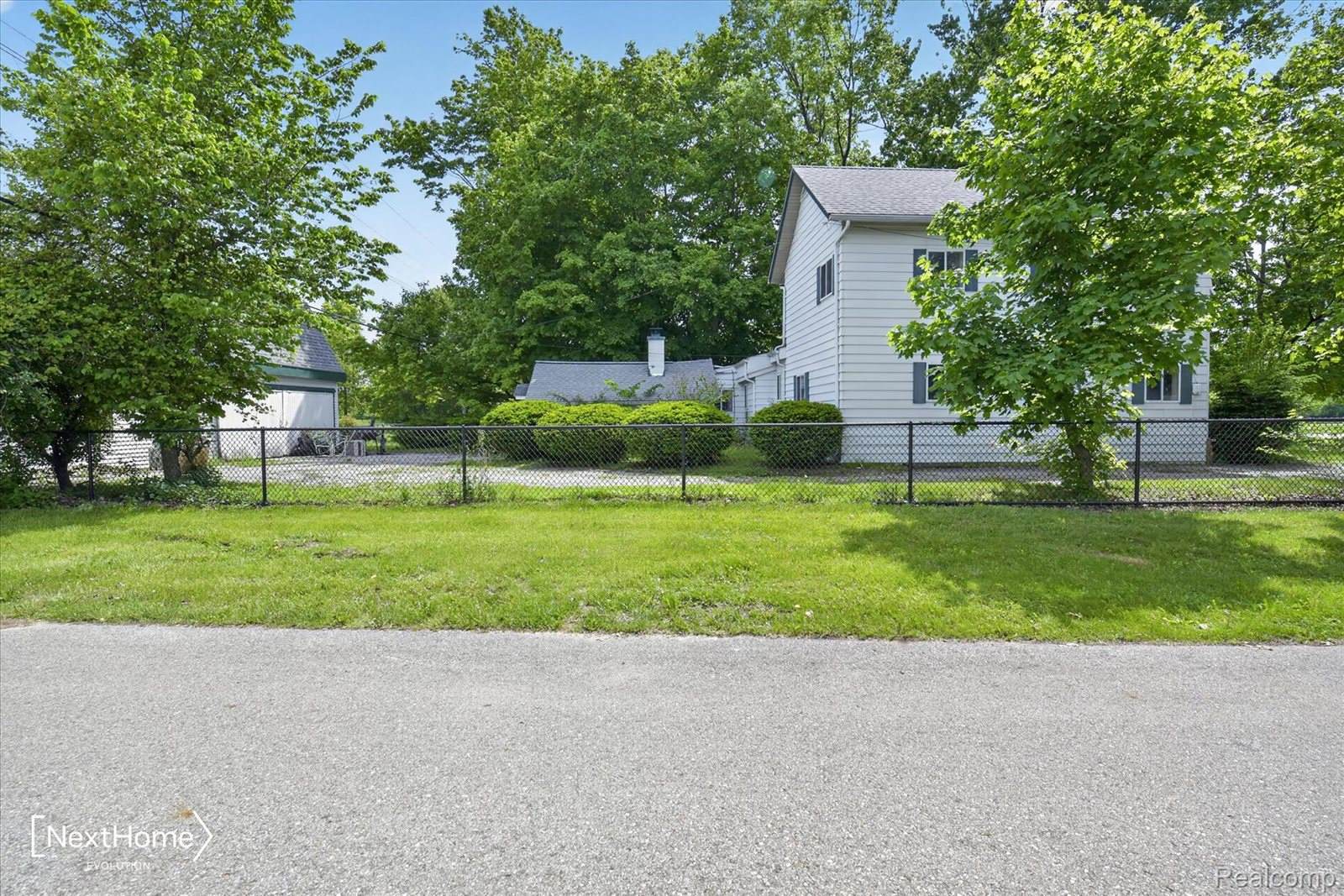 783 East Huron River Drive, VanBurenCharterTownship_Wayne, MI 48111