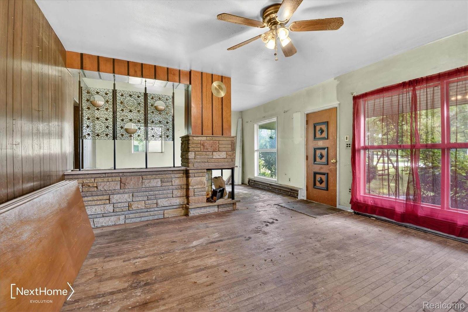 783 East Huron River Drive, VanBurenCharterTownship_Wayne, MI 48111