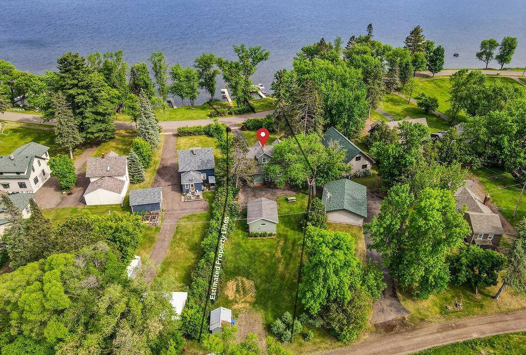 156 Lakeshore Drive, Moose Lake, MN 55767