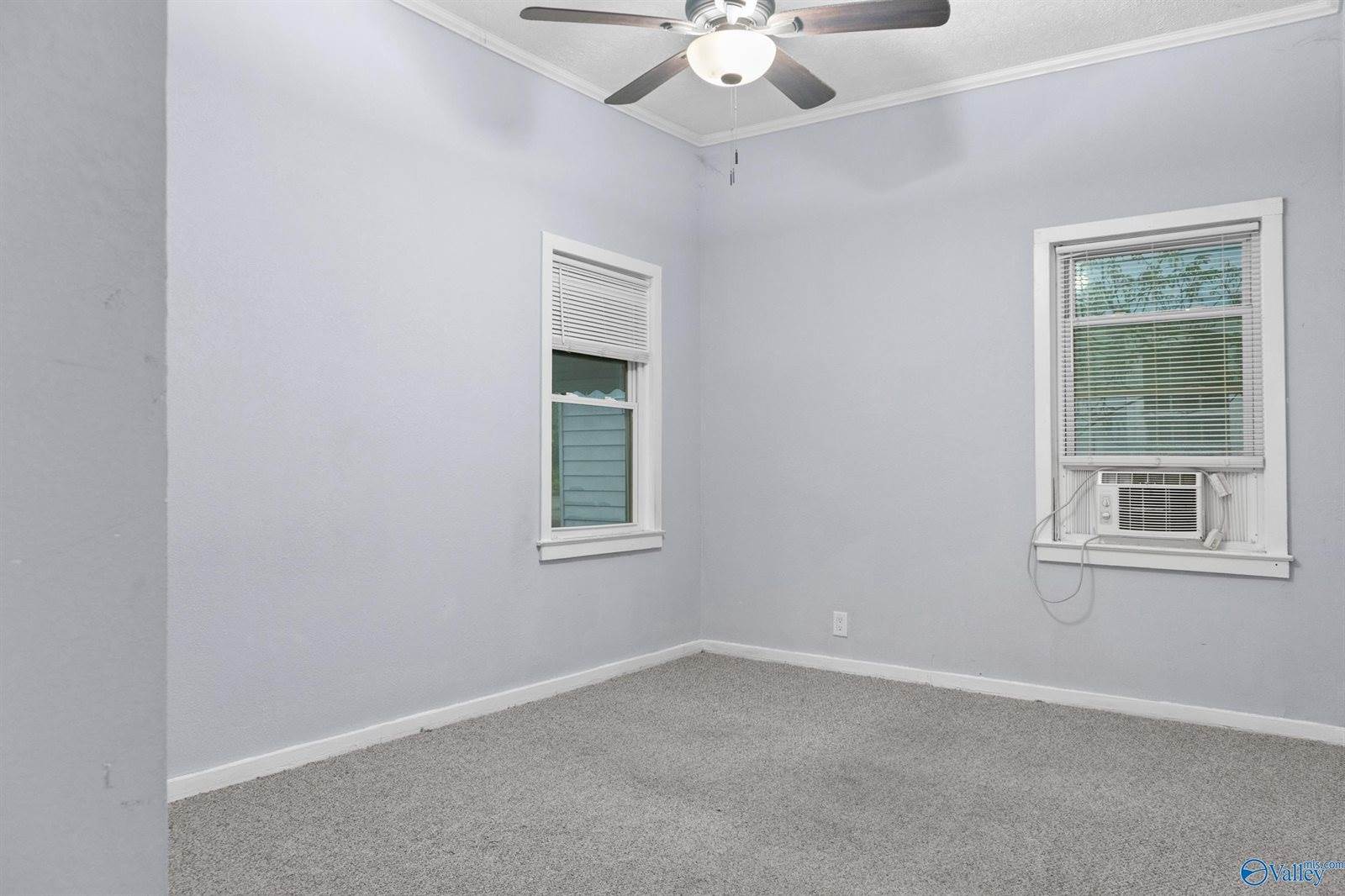 206 Memorial Drive NW, Decatur, AL 35601