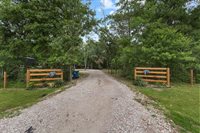 2031 Bobcat Circle, Orange, TX 77632
