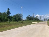 8205 Road 5878, Cleveland, TX 77327