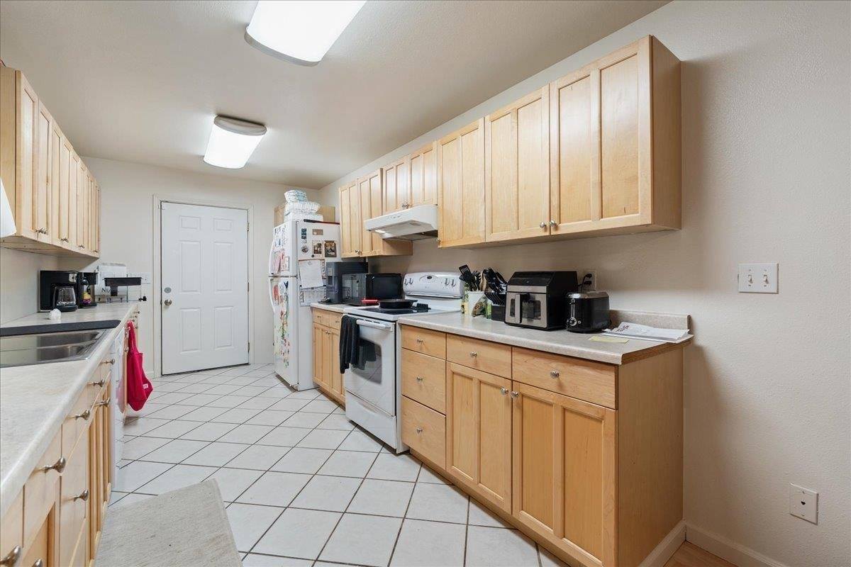 44 Trinidad Drive, Fairbanks, AK 99709