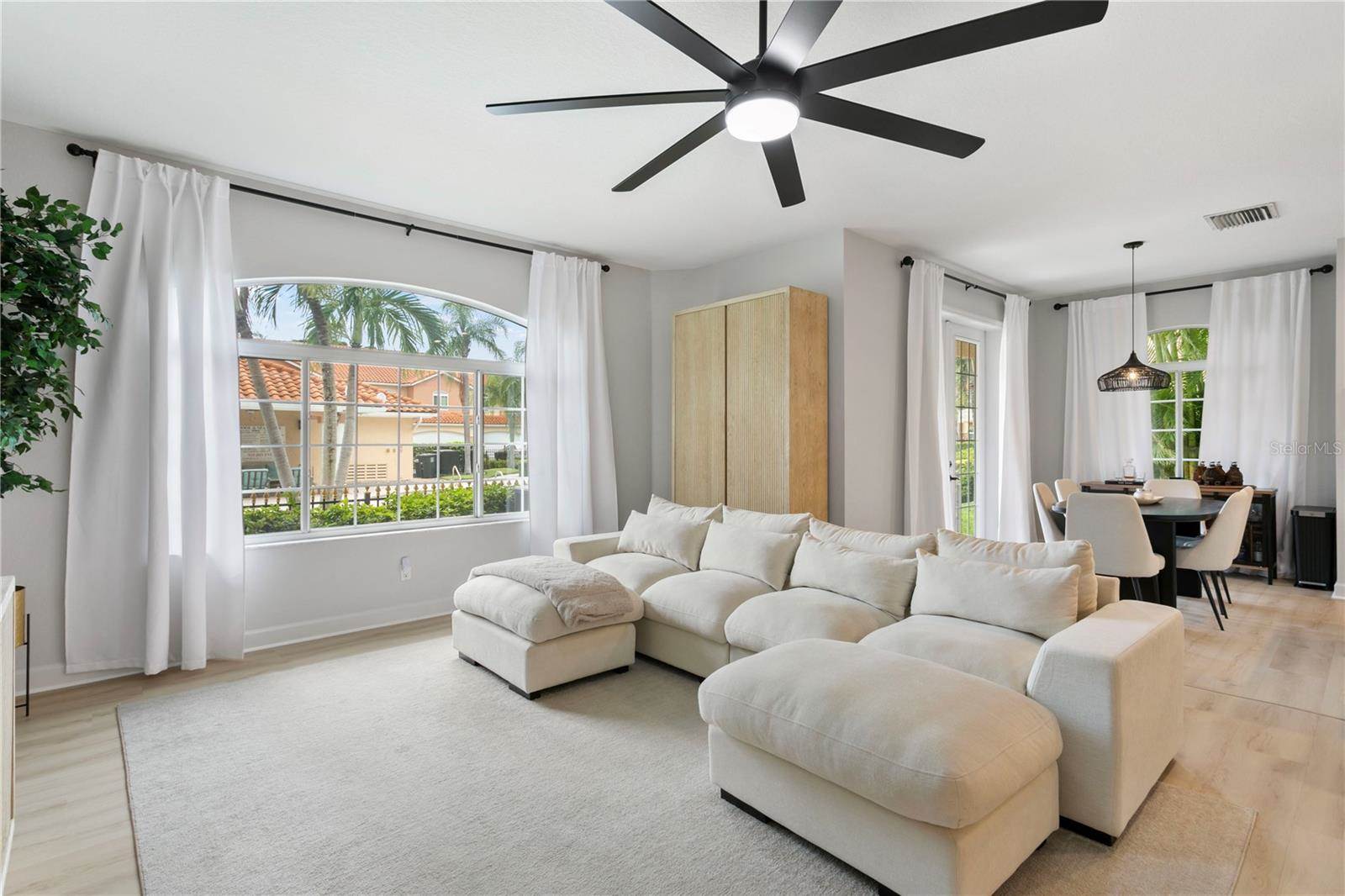 6323 Vista Verde Drive East, Saint Petersburg, FL 33707
