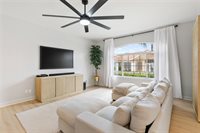 6323 Vista Verde Drive East, Saint Petersburg, FL 33707