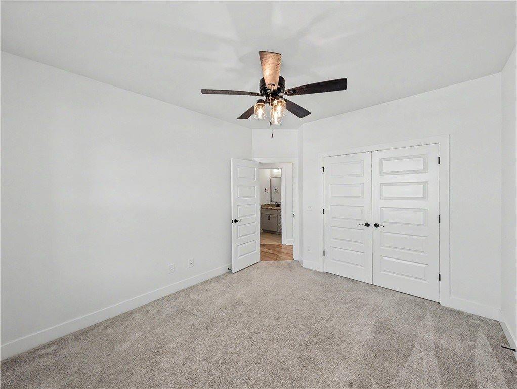 1111 Red Maple Street, Centerton, AR 72719