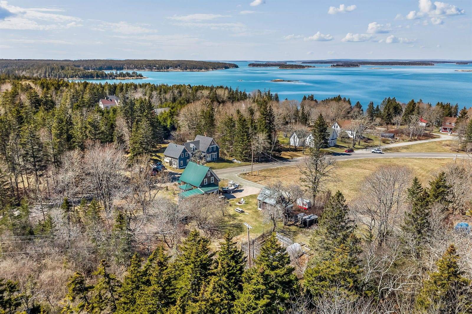 281 Atlantic Road, Swans Island, ME 04685