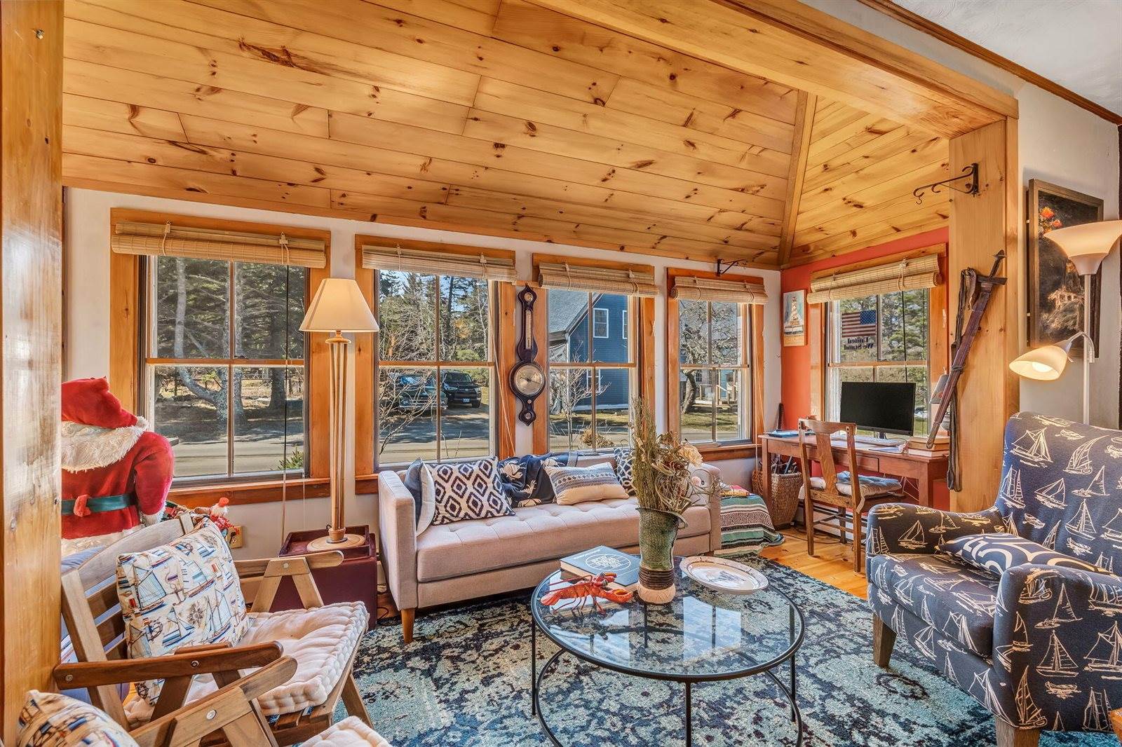 281 Atlantic Road, Swans Island, ME 04685