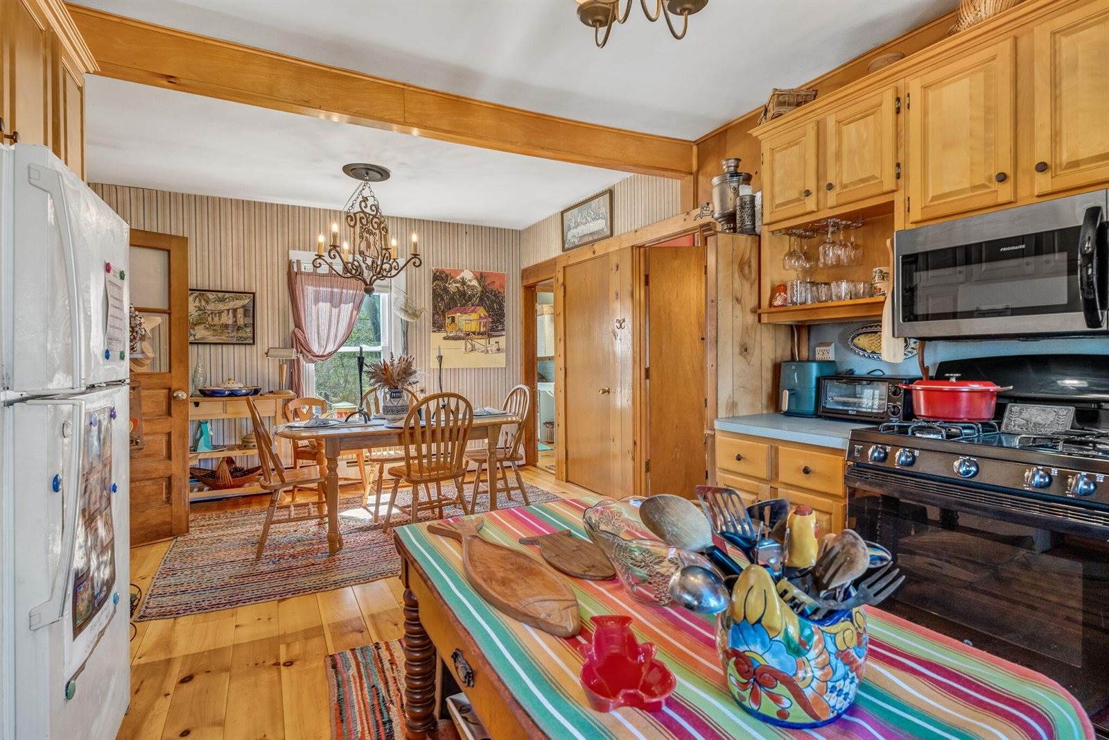 281 Atlantic Road, Swans Island, ME 04685