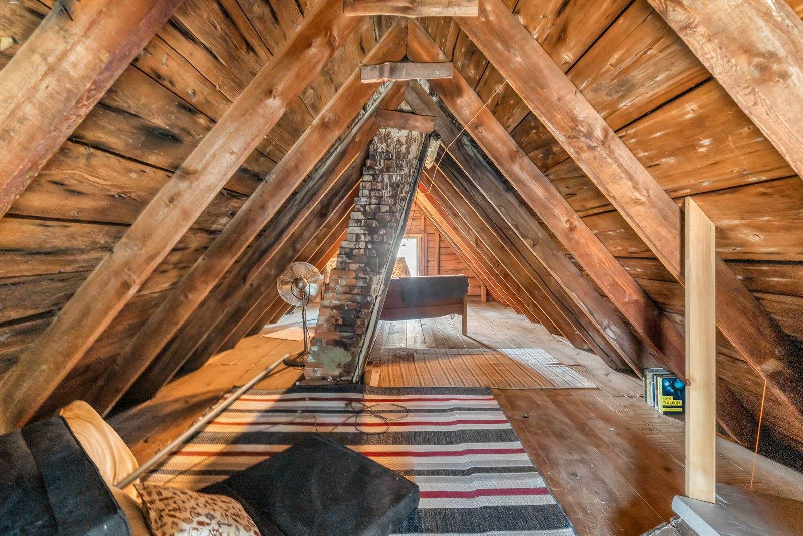 281 Atlantic Road, Swans Island, ME 04685