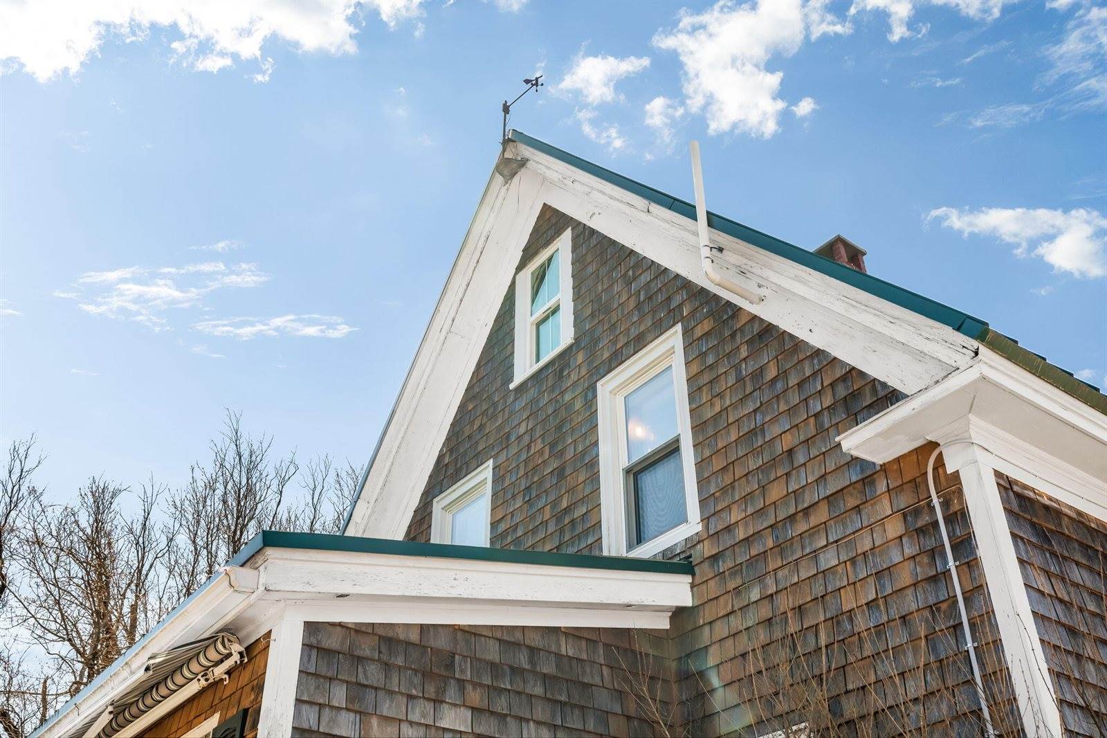 281 Atlantic Road, Swans Island, ME 04685