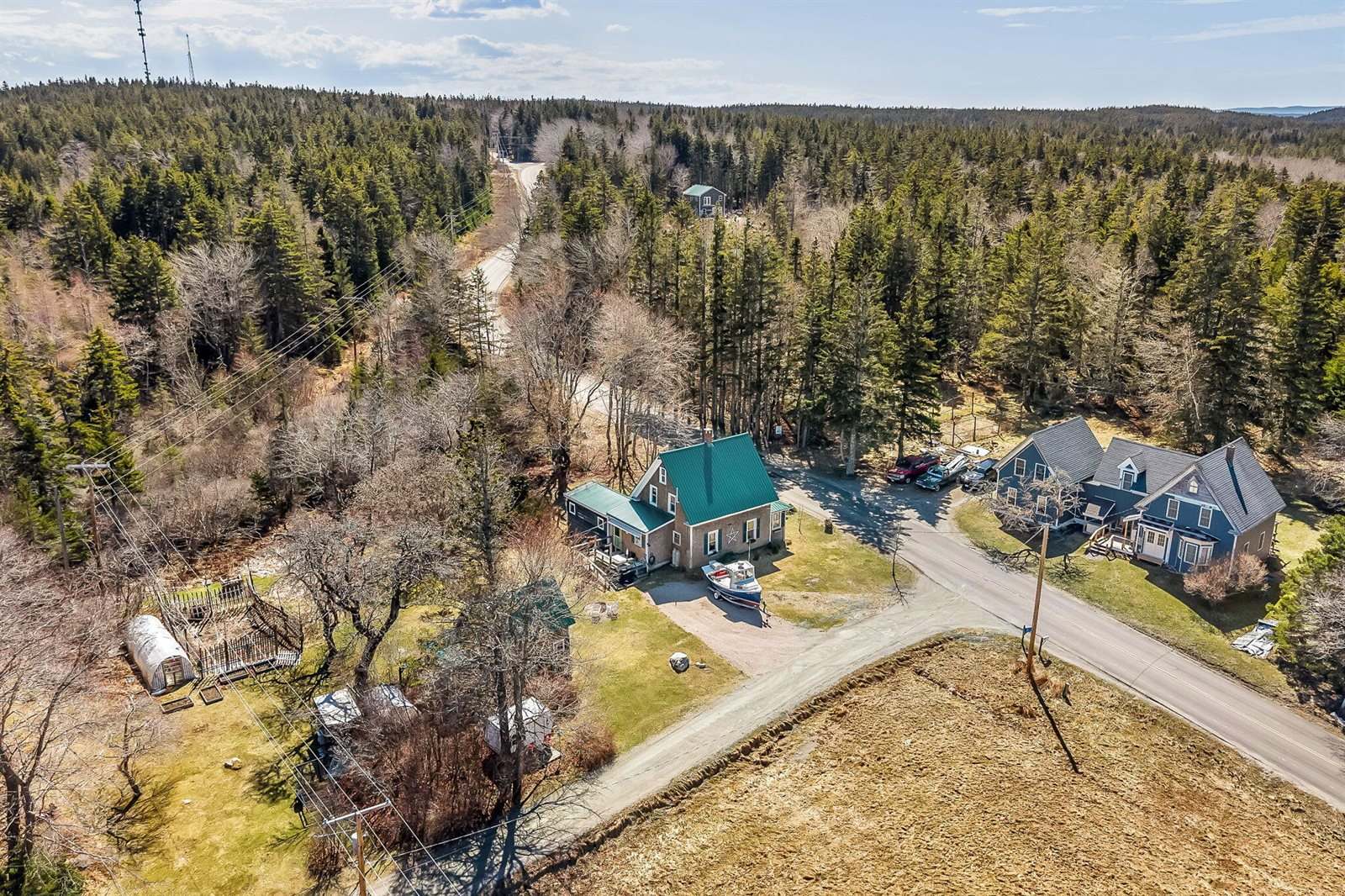 281 Atlantic Road, Swans Island, ME 04685