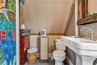 281 Atlantic Road, Swans Island, ME 04685