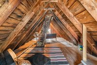 281 Atlantic Road, Swans Island, ME 04685