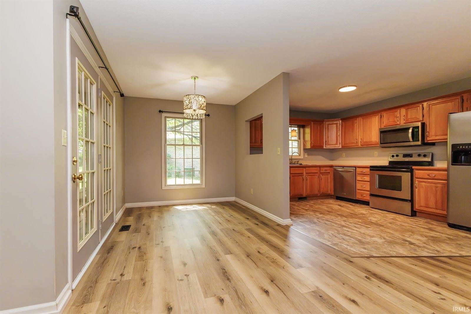 5000 W QUAIL RIDGE Drive, Muncie, IN 47304