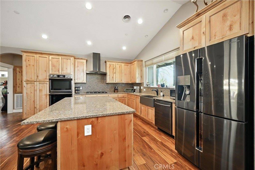 9482 Hoberg Drive South, Cobb, CA 95426