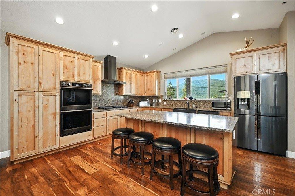 9482 Hoberg Drive South, Cobb, CA 95426
