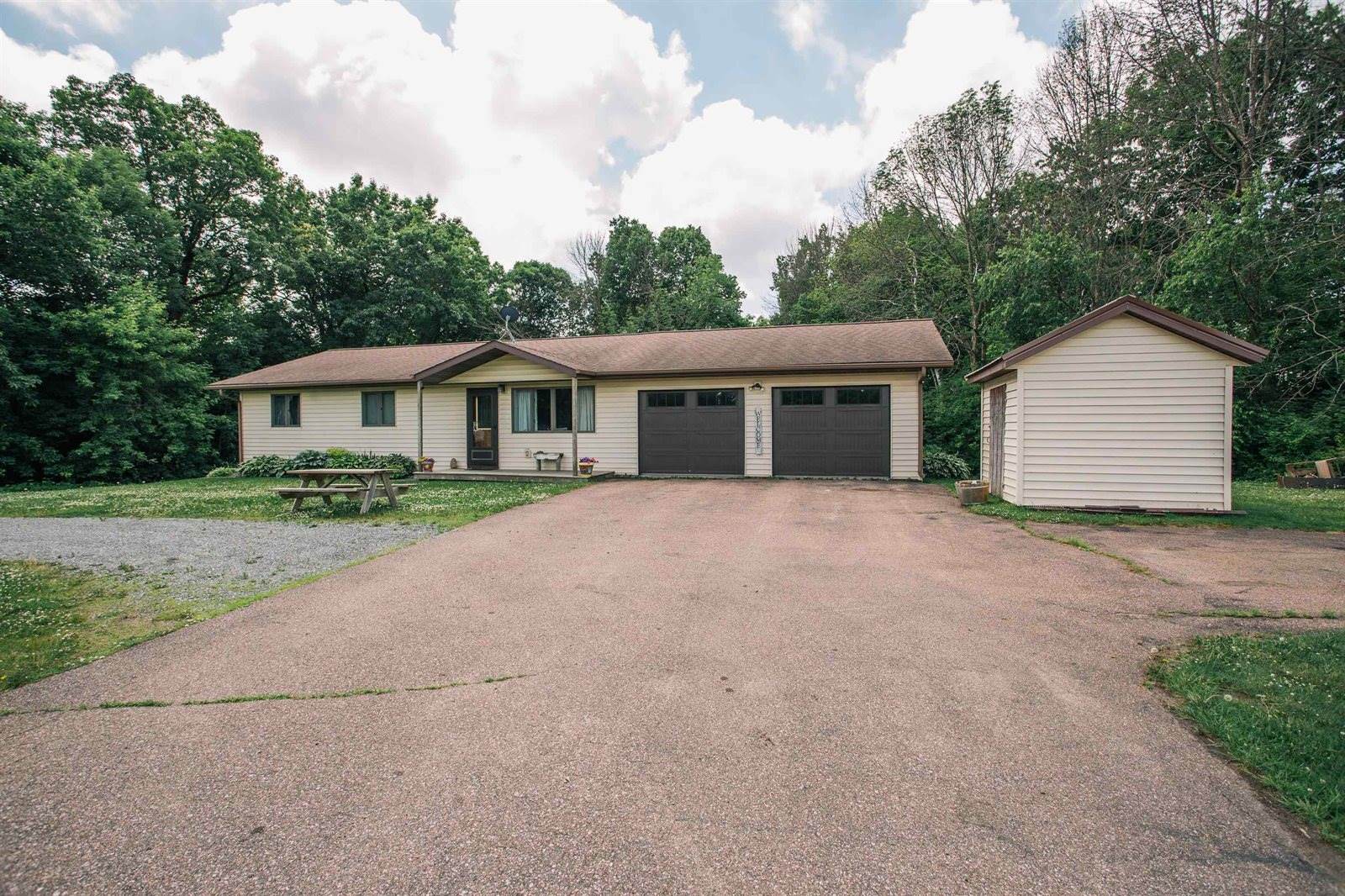 W6833 Ridge Road, Neillsville, WI 54456