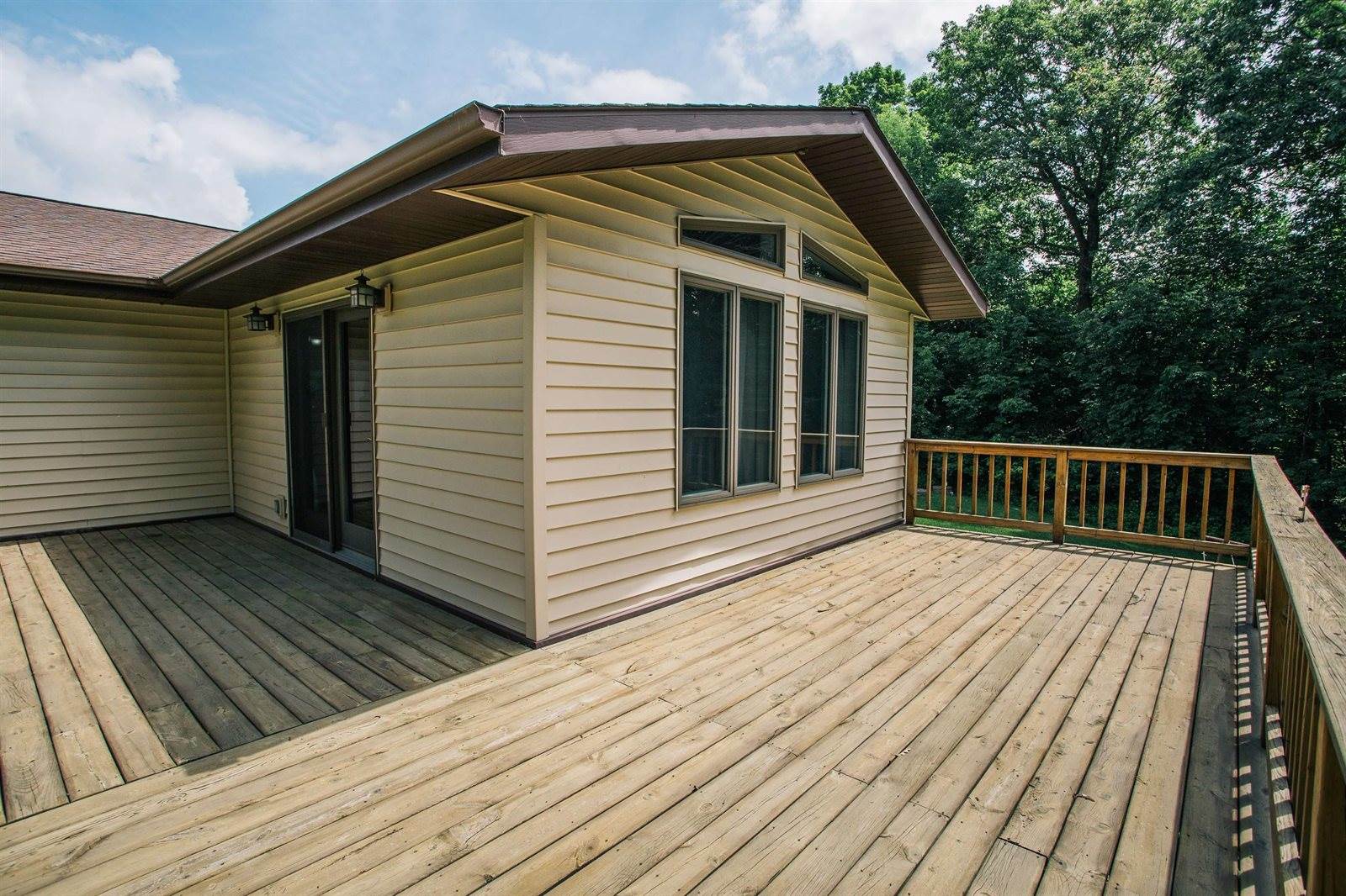 W6833 Ridge Road, Neillsville, WI 54456