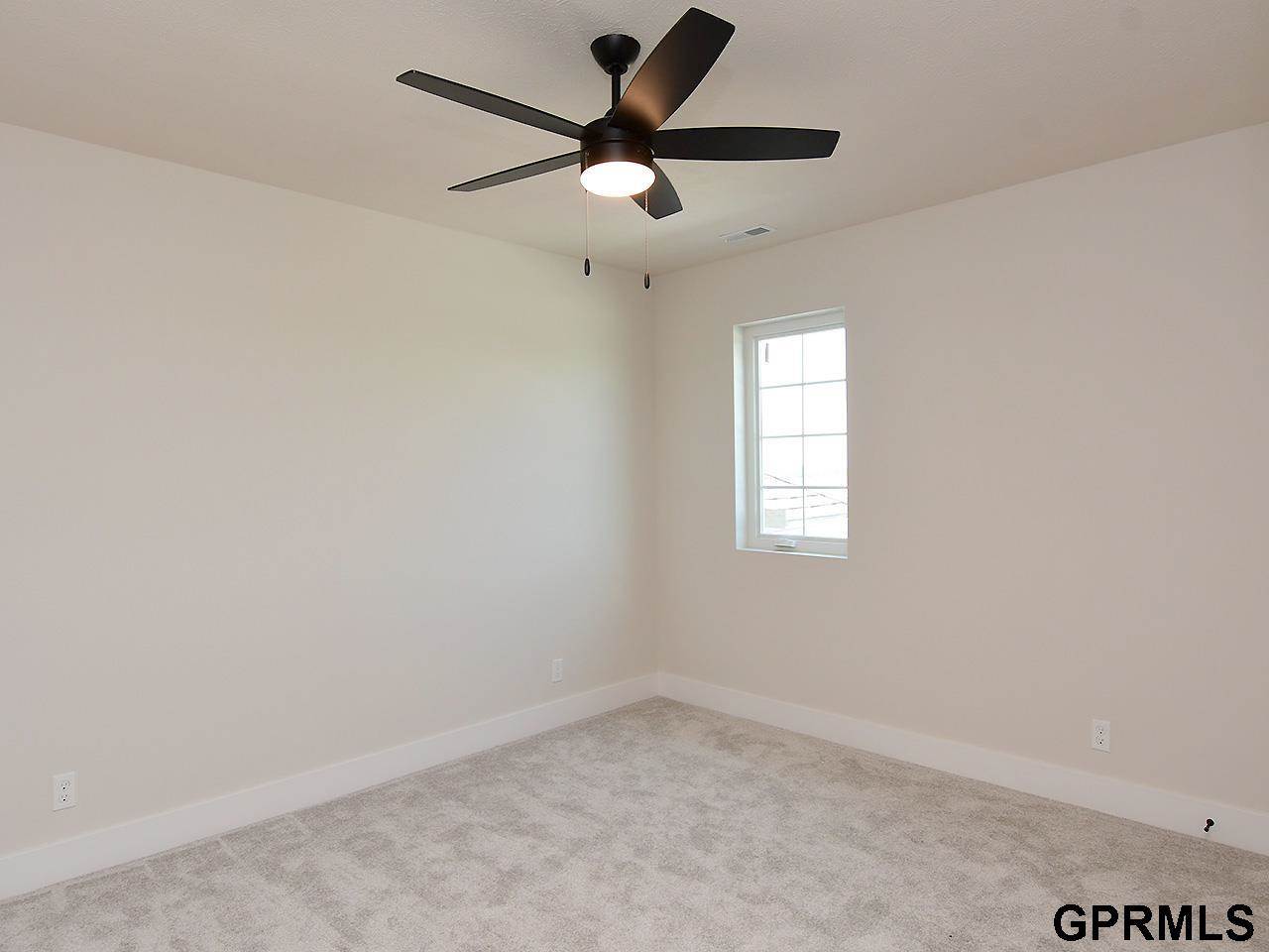 11053 South 217Th Street, Gretna, NE 68028