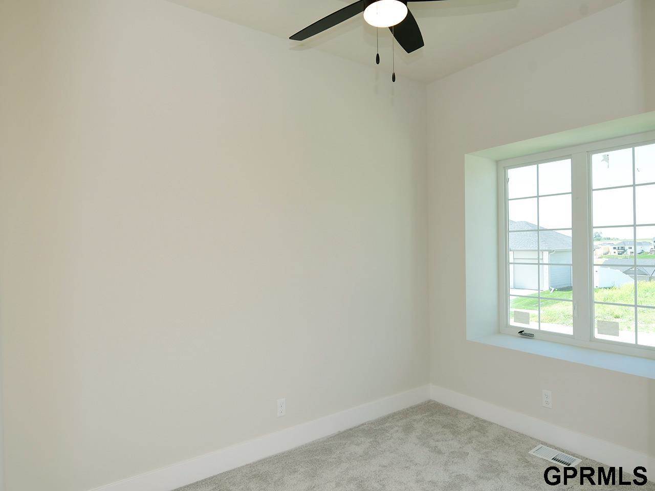 11053 South 217Th Street, Gretna, NE 68028