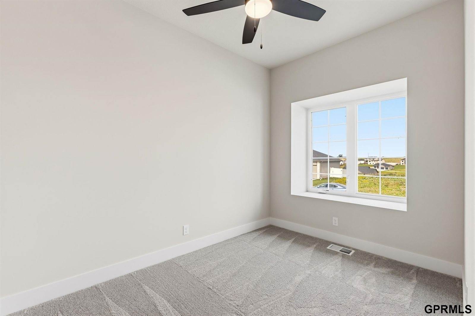 11053 South 217Th Street, Gretna, NE 68028