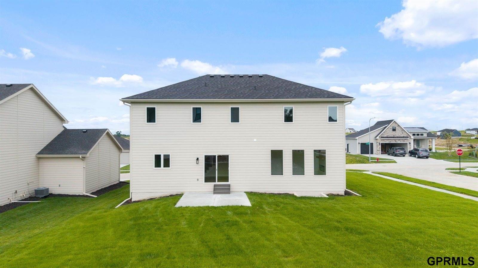 11053 South 217Th Street, Gretna, NE 68028