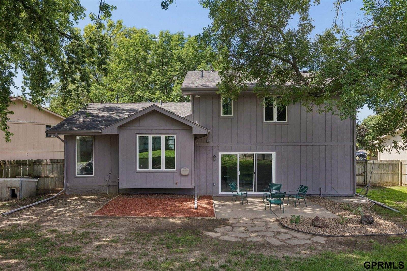 10754 Suffolk Circle, Omaha, NE 68127
