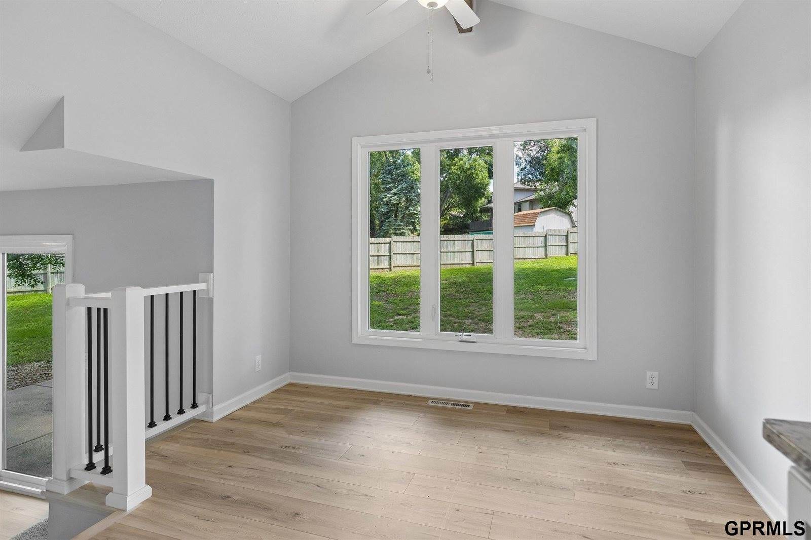 10754 Suffolk Circle, Omaha, NE 68127