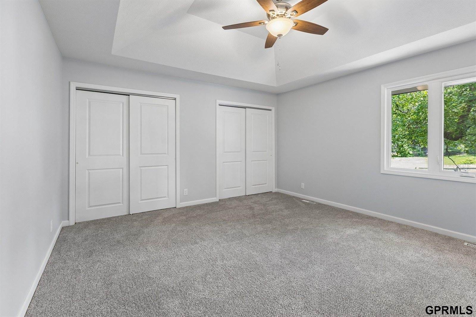 10754 Suffolk Circle, Omaha, NE 68127